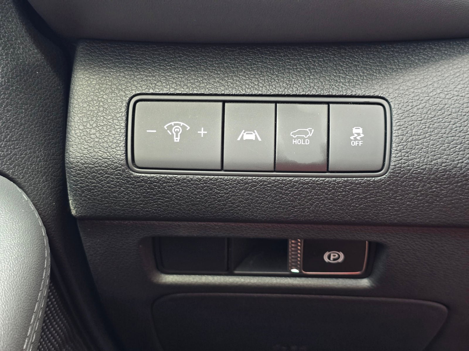 Used 2023 Hyundai Santa Fe SEL FWD image 22