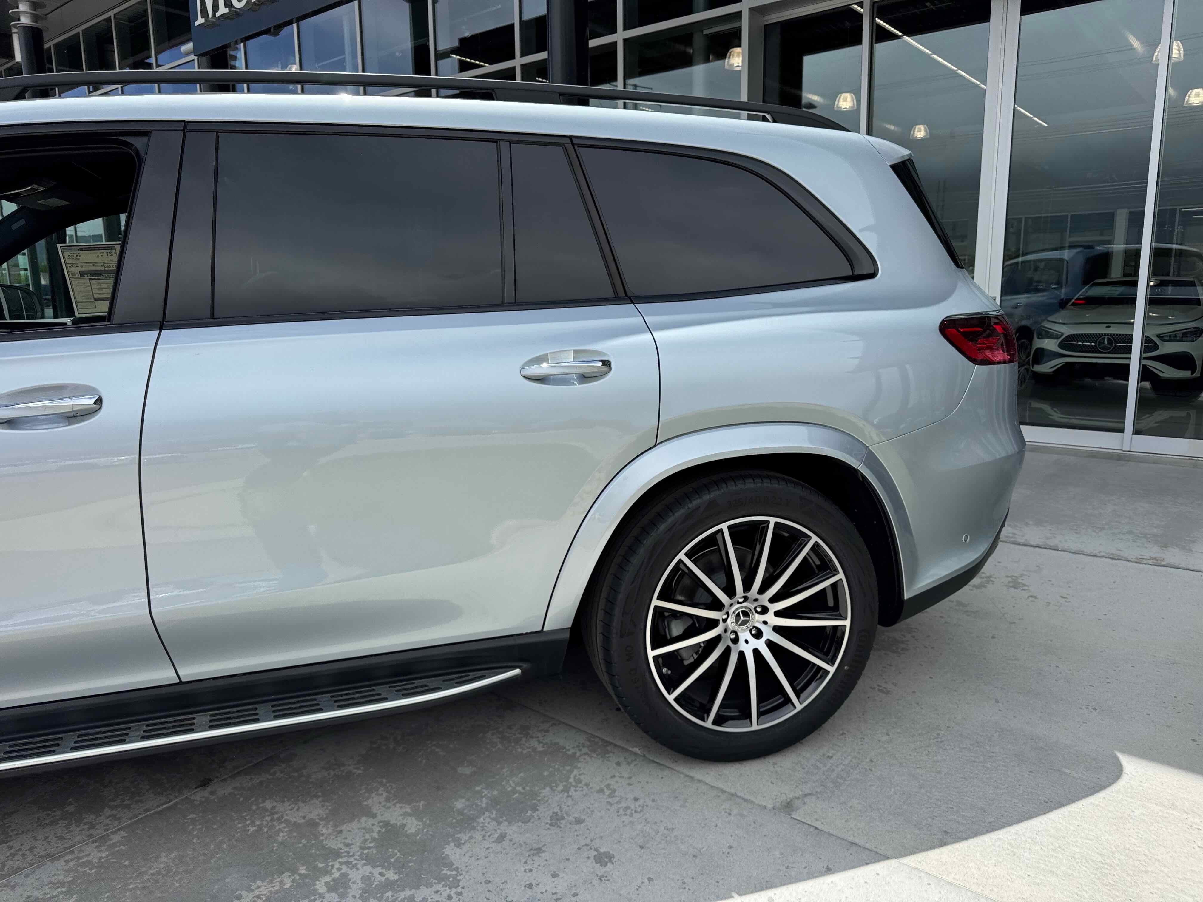 New 2025 Mercedes-Benz GLS 450 450 4MATIC image 4