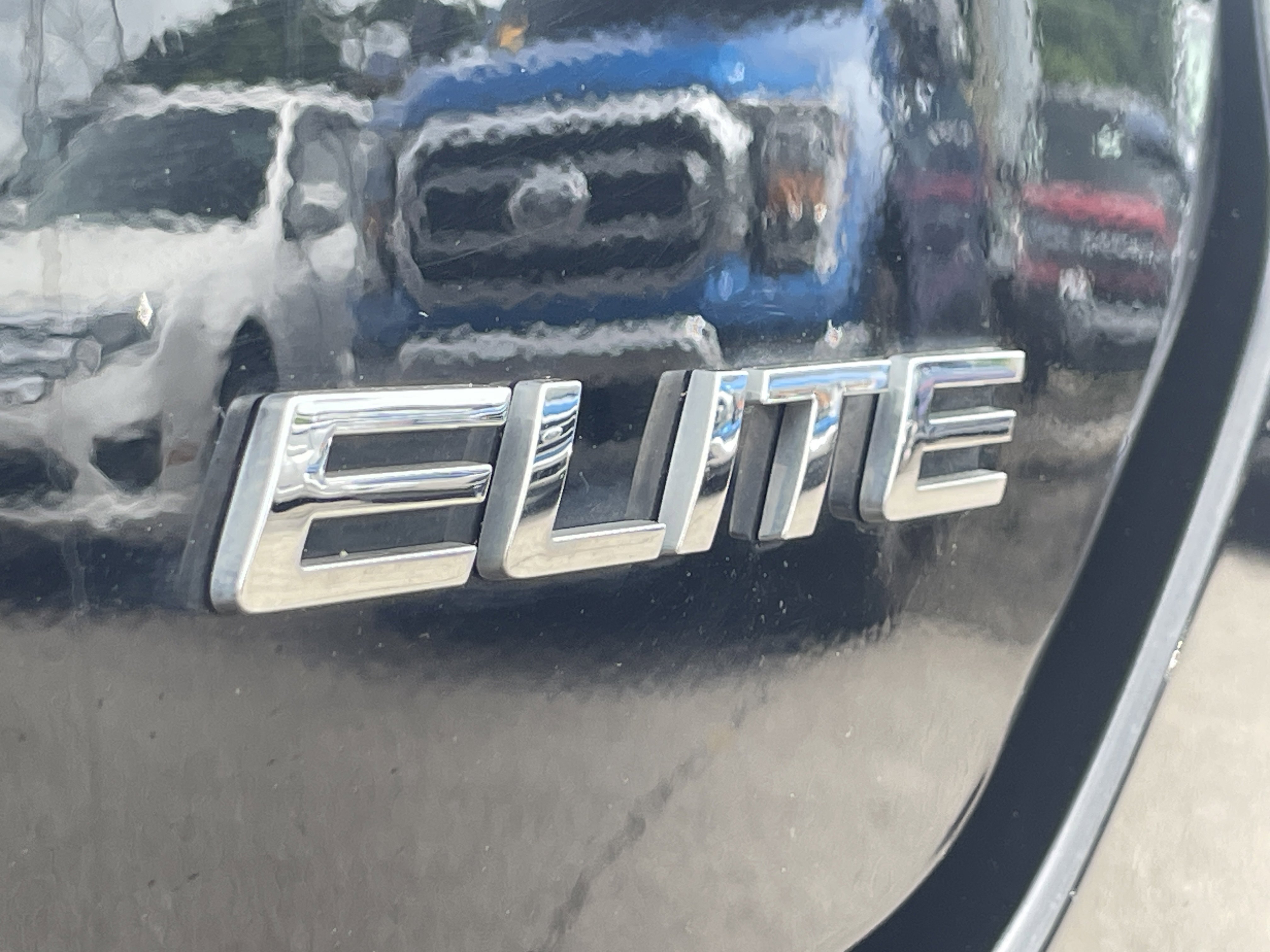 Used 2023 Honda Pilot Elite image 9