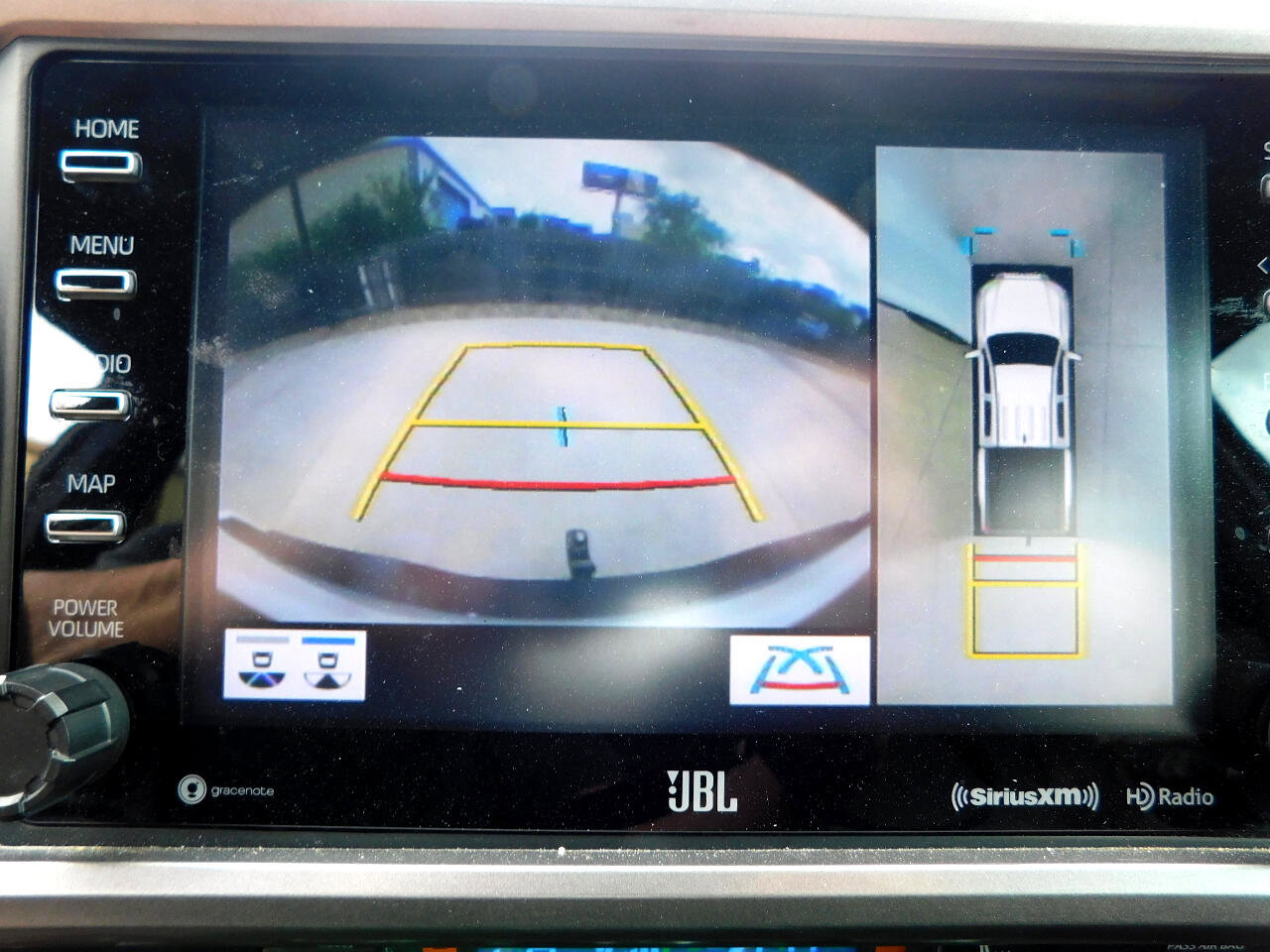 Used 2020 Toyota Tacoma Limited image 12