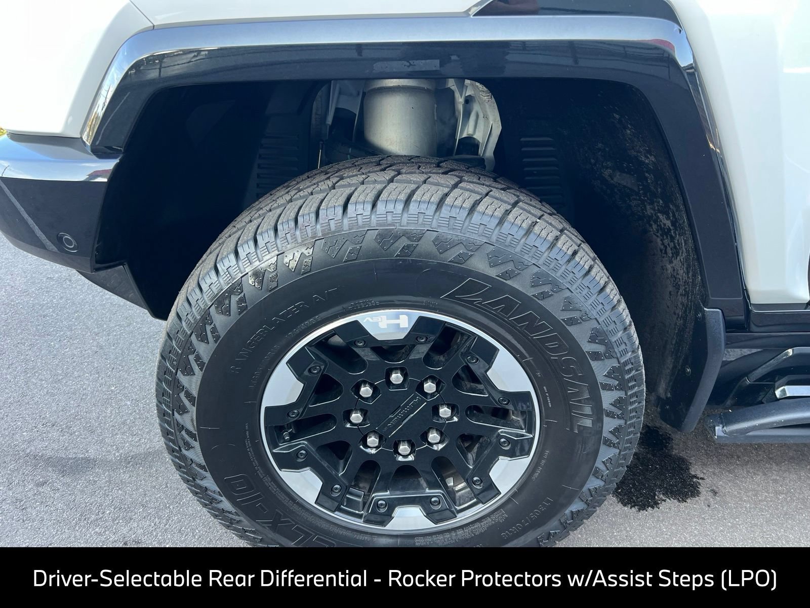 Used 2023 GMC Hummer EV Edition 1 AWD/4WD image 15