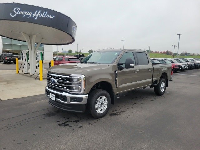 New 2026 Ford F350 XLT w/ XLT Premium Package