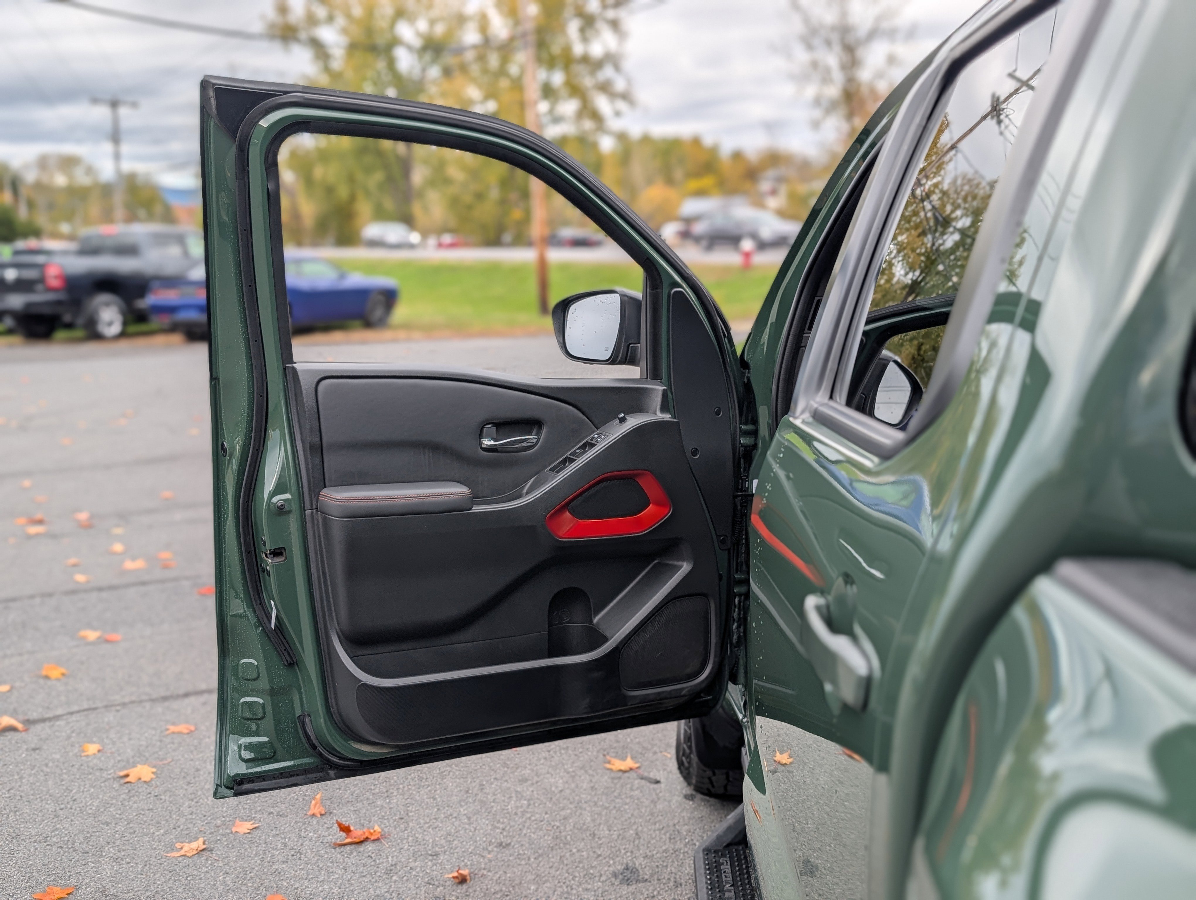 Used 2023 Nissan Frontier PRO-4X w/ Pro Convenience Package image 33