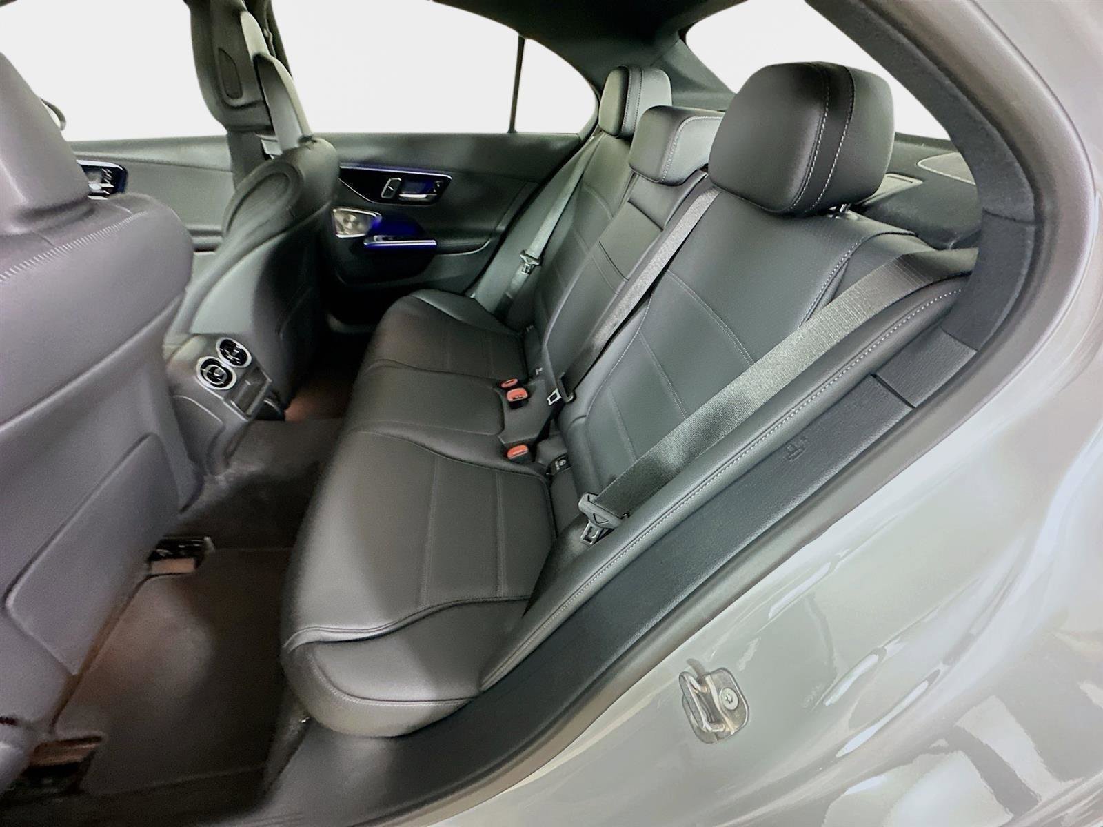 Certified 2026 Mercedes-Benz C 300 4MATIC Sedan image 31