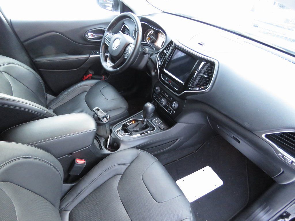 Used 2020 Jeep Cherokee Limited image 14