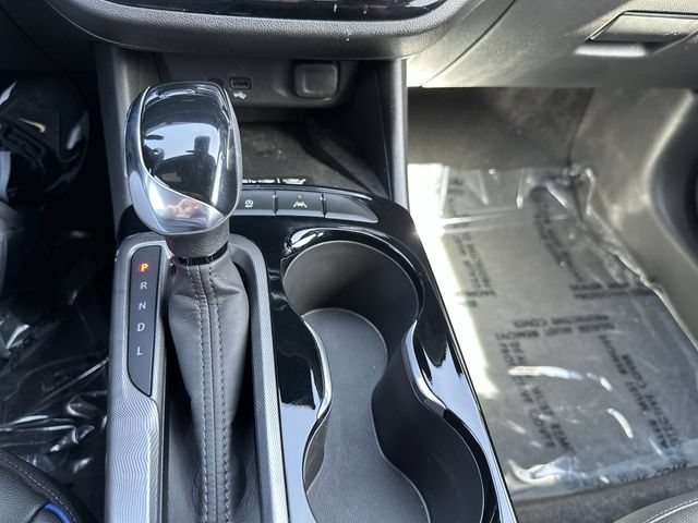 Used 2025 Buick Envista Sport Touring w/ Convenience I Package FWD image 23