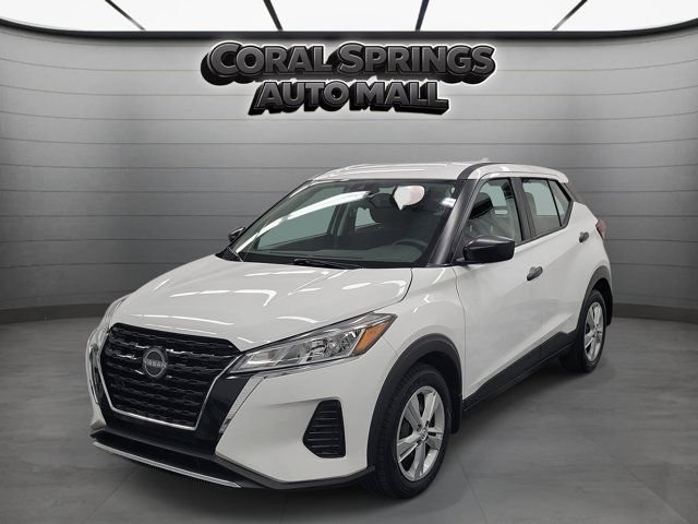 Used 2024 Nissan Kicks S FWD image 3