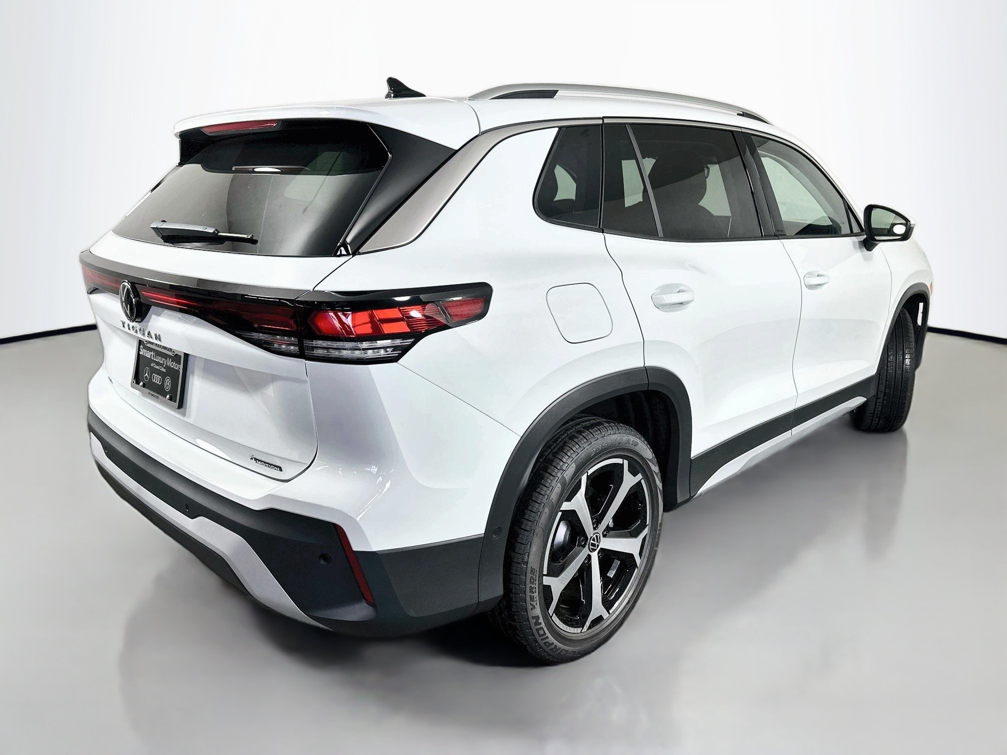 New 2026 Volkswagen Tiguan SE AWD/4WD image 7