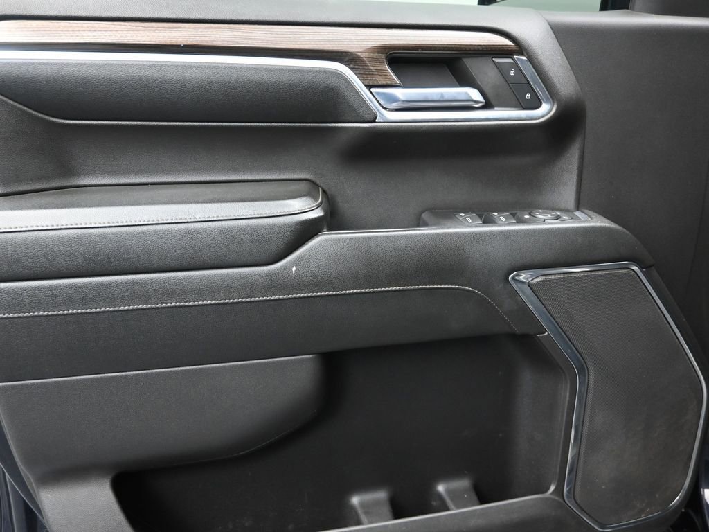 Used 2024 Chevrolet Silverado 1500 LT Trail Boss AWD/4WD image 12