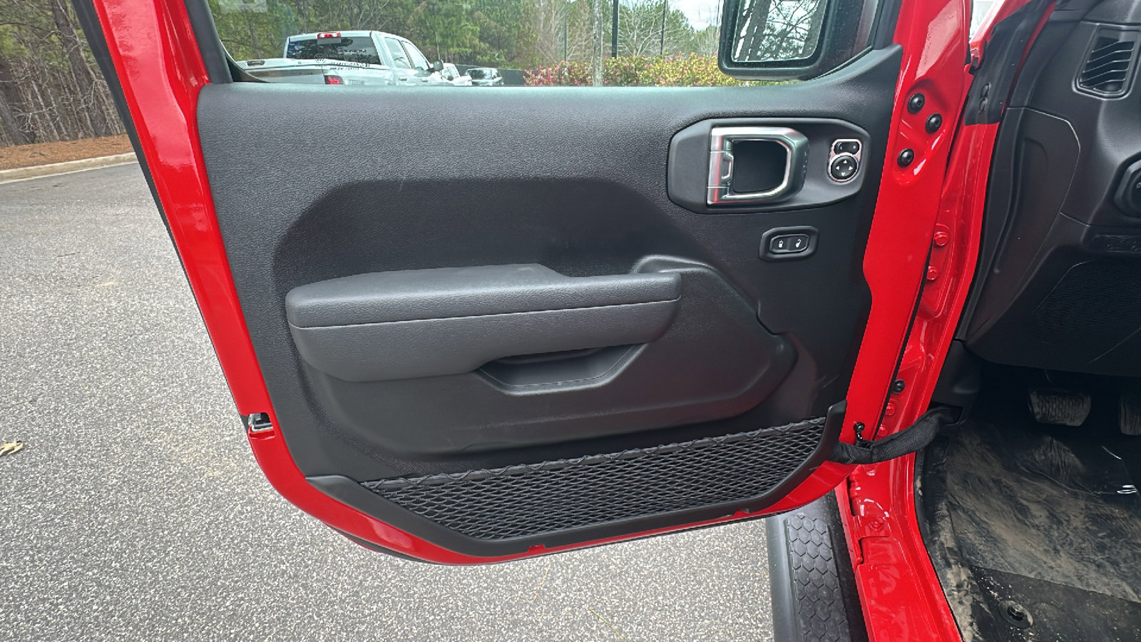 New 2025 Jeep Wrangler Sport S image 24