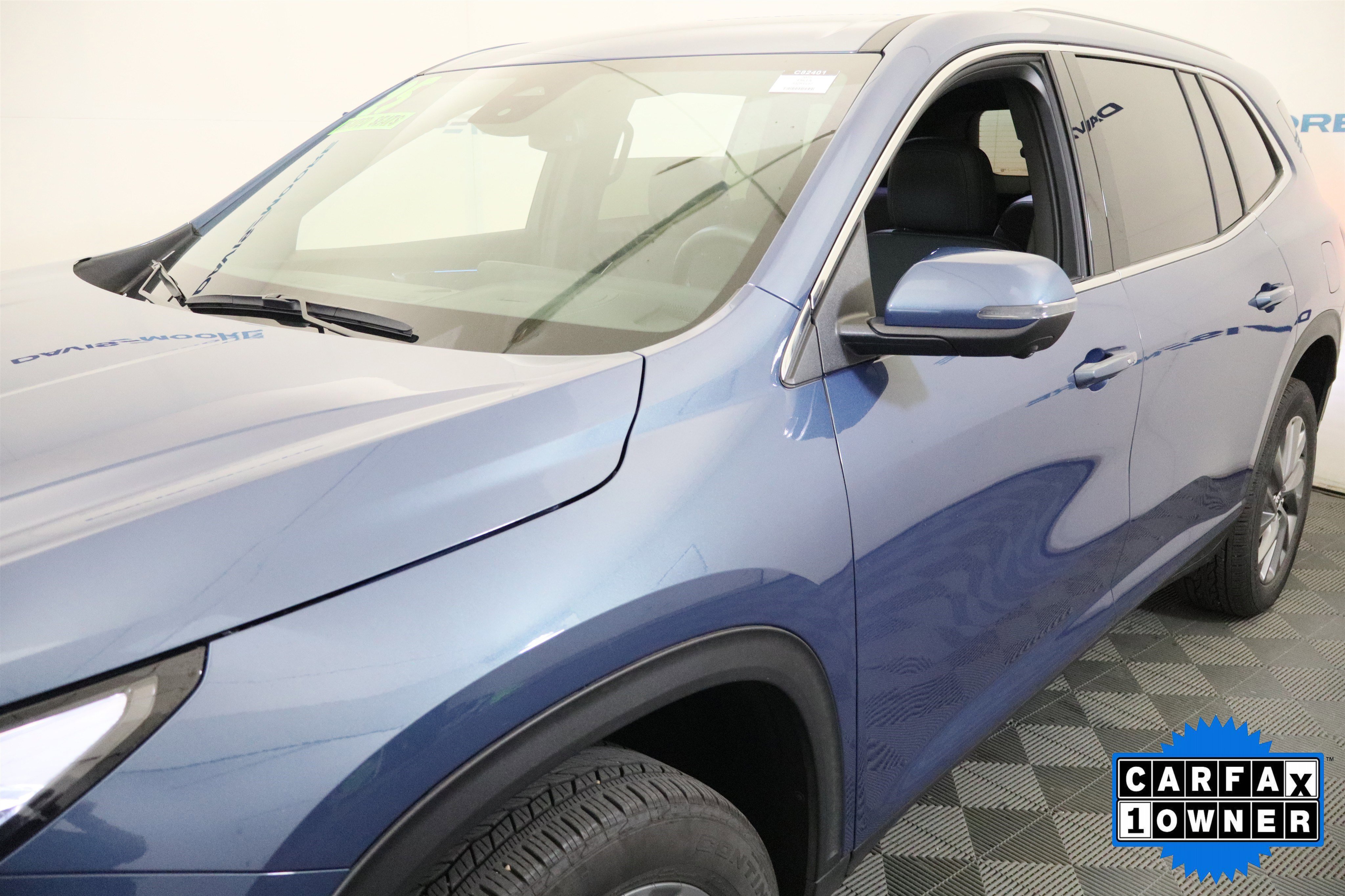 Used 2025 Buick Enclave Preferred FWD image 11