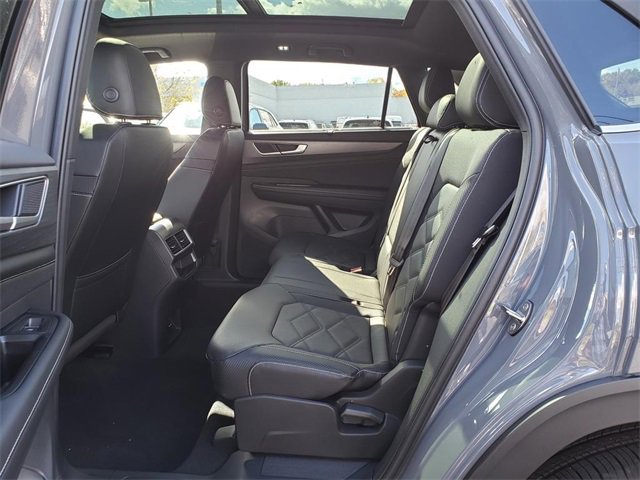 New 2026 Volkswagen Atlas Cross Sport SE image 8