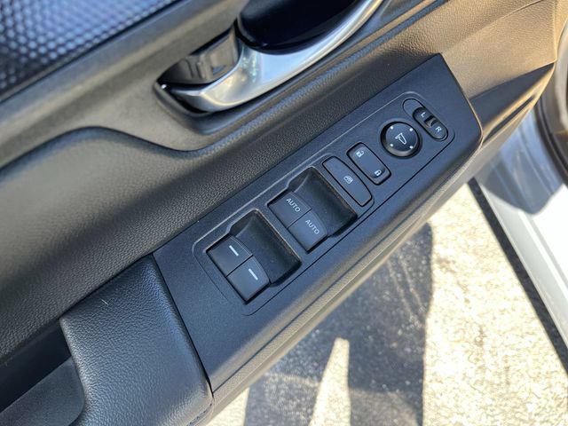Used 2026 Honda CR-V EX image 17