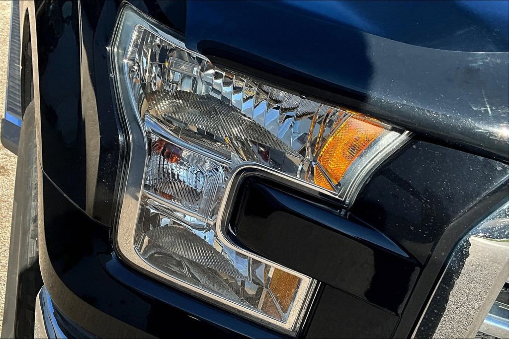 Used 2016 Ford F150 XLT w/ XTR Package image 30