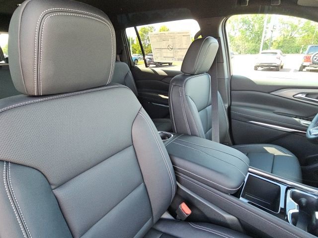 New 2026 Chevrolet Traverse LT w/ Driver Confidence Package image 33
