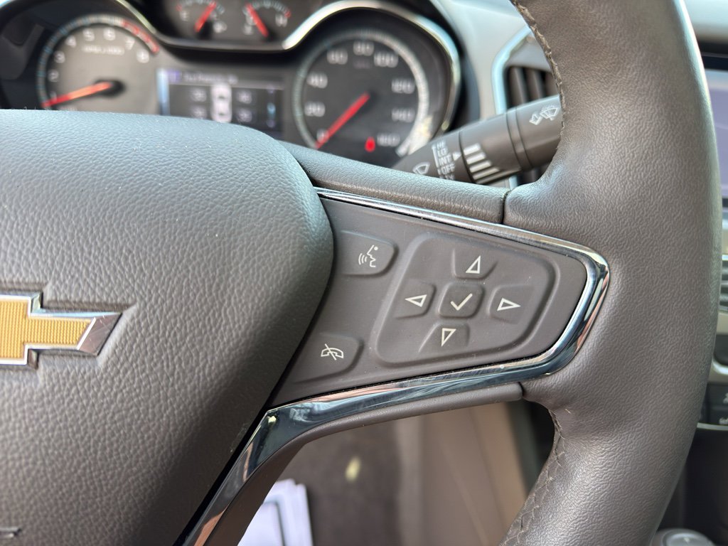 Used 2017 Chevrolet Cruze Premier image 23