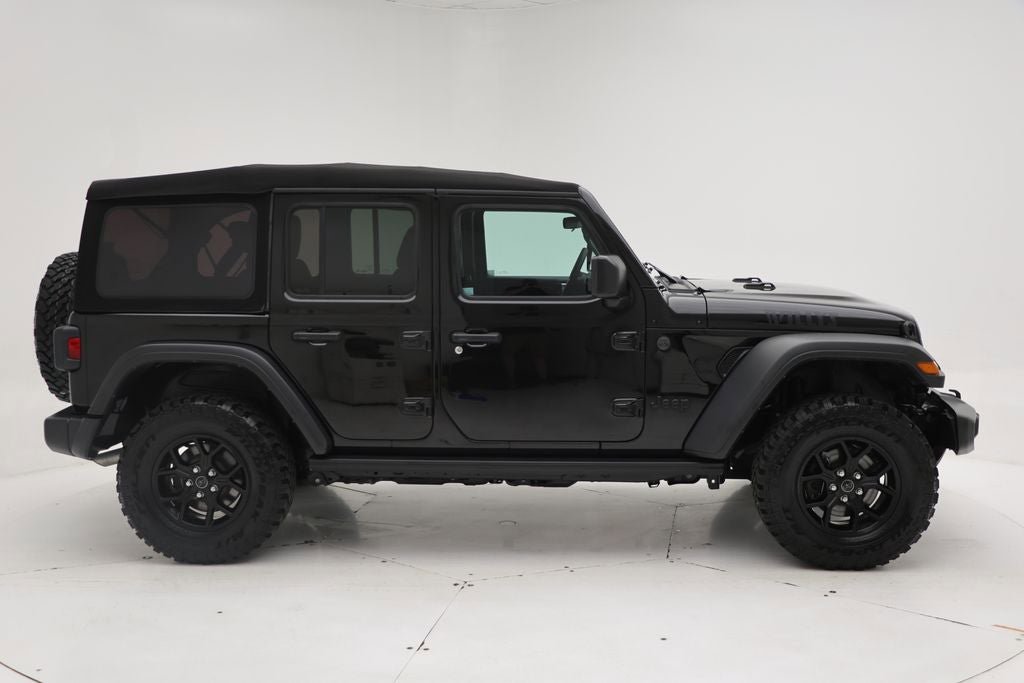 Used 2024 Jeep Wrangler Willys image 3