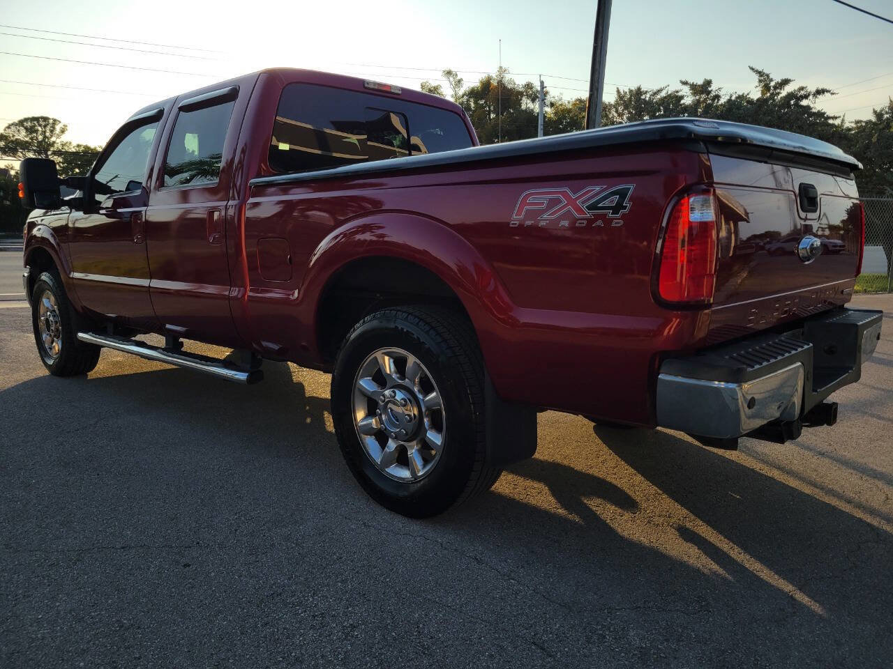 Used 2016 Ford F250 Lariat w/ Lariat Ultimate Package image 7