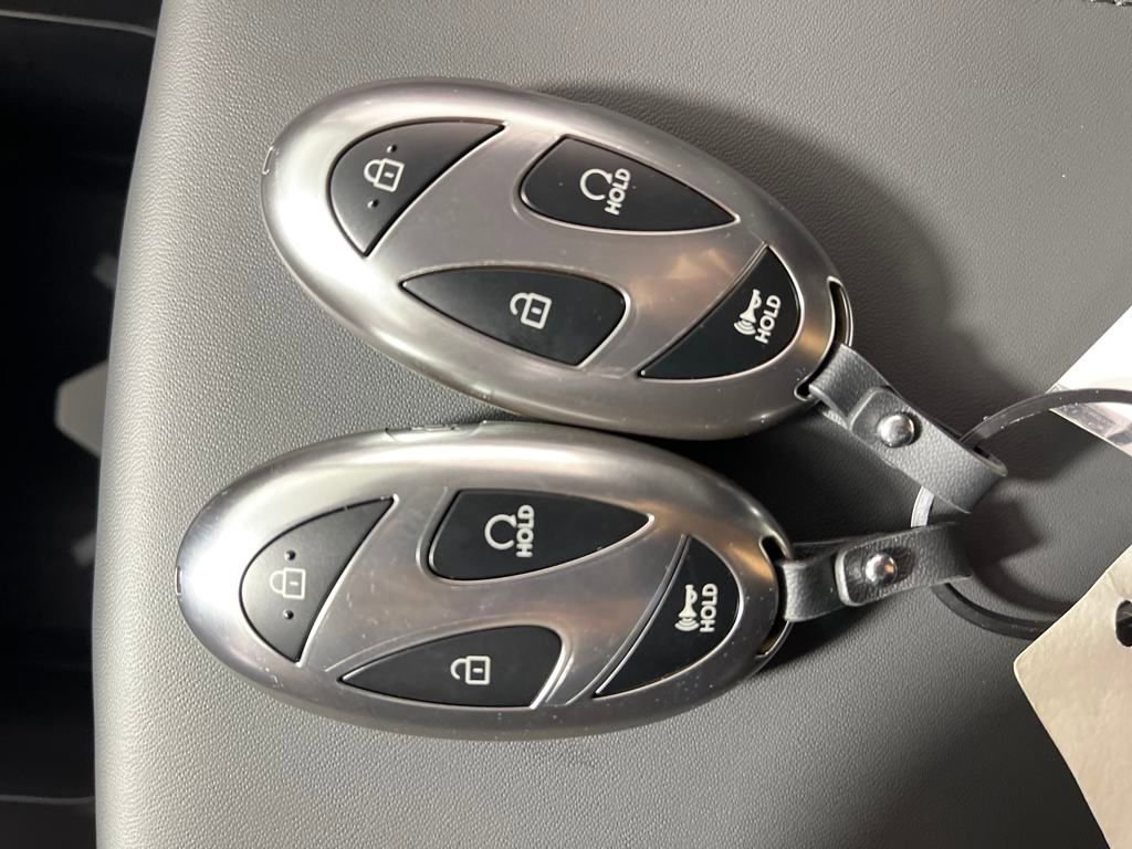 New 2026 Hyundai Santa Fe SE image 26