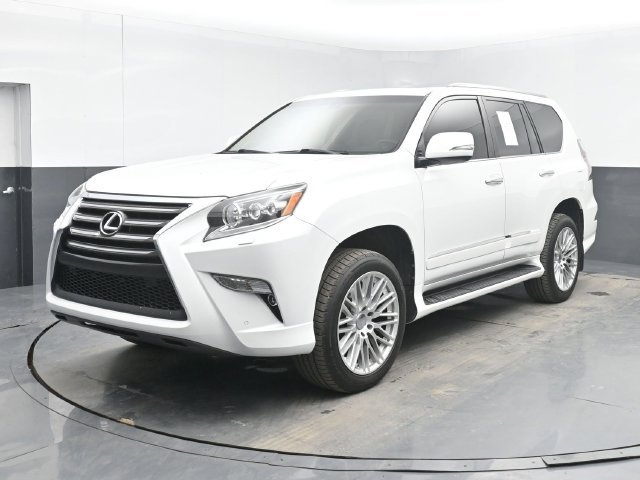 Used 2018 Lexus GX 460 Luxury w/ Preferred Accessory Package AWD/4WD image 5