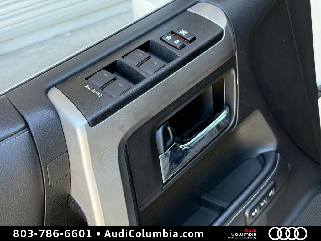 Used 2023 Toyota 4Runner Limited AWD/4WD image 21