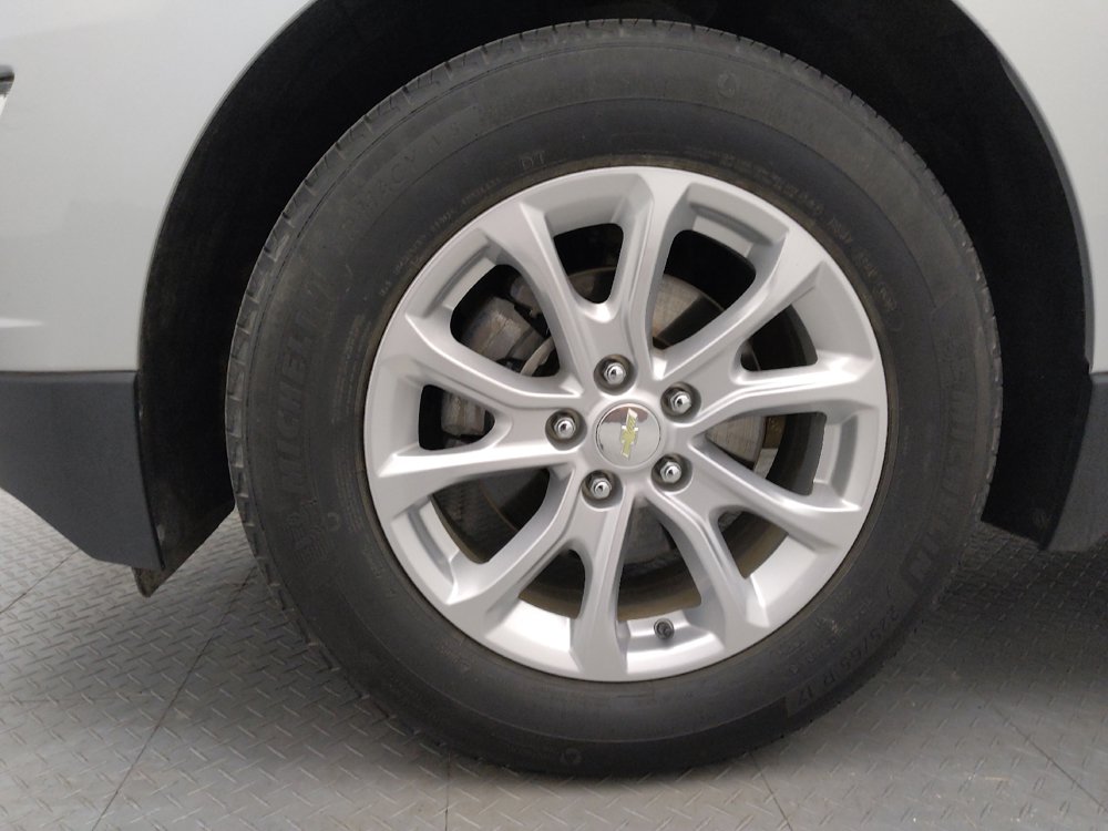 Used 2021 Chevrolet Equinox LT FWD image 31