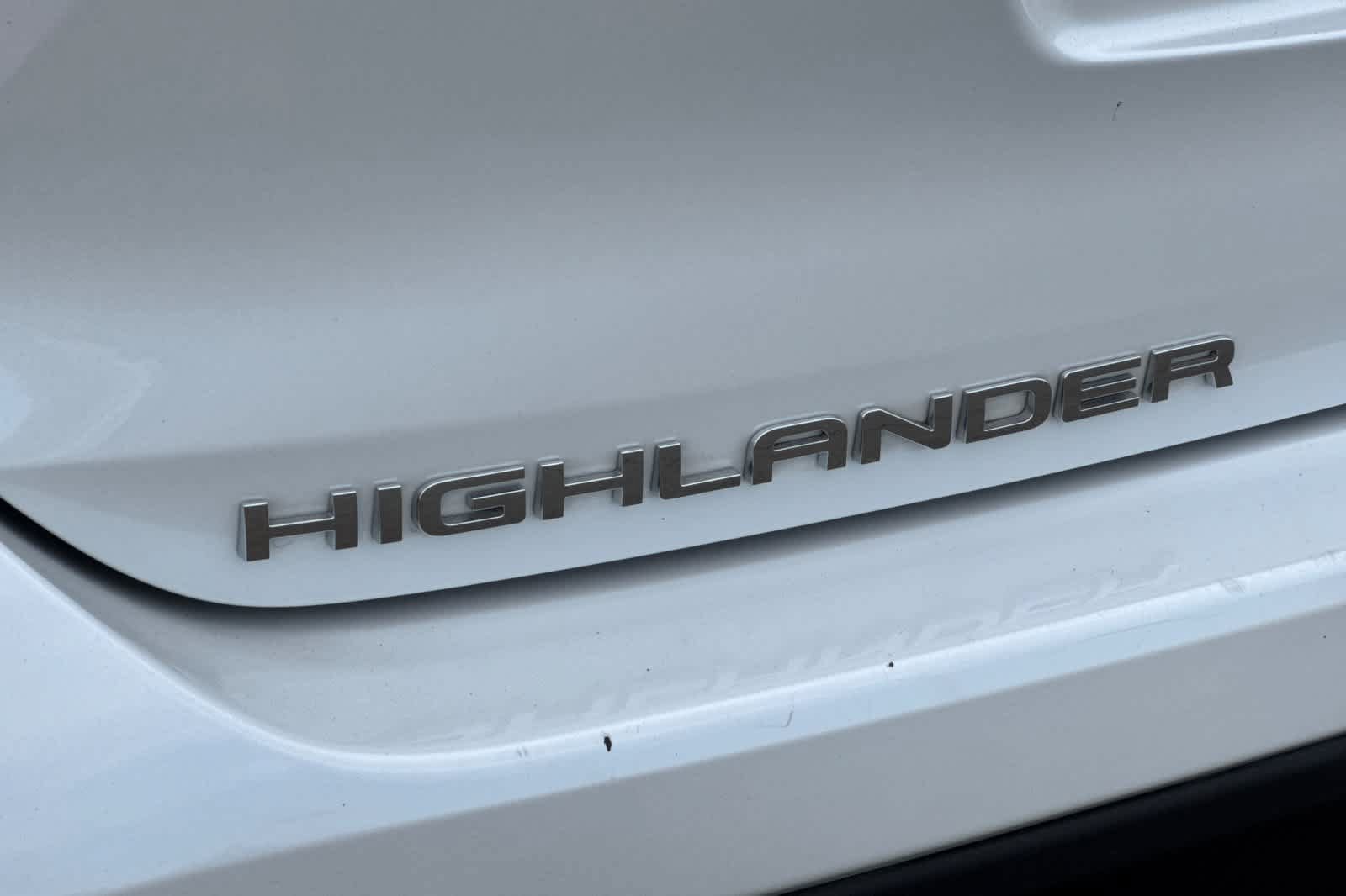 Used 2023 Toyota Highlander XLE FWD image 33