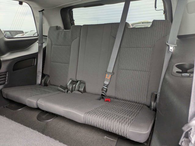 Used 2018 Chevrolet Tahoe LS w/ Enhanced Driver Alert Package RWD image 14