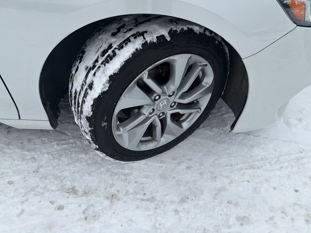 Used 2018 Honda Accord LX image 9