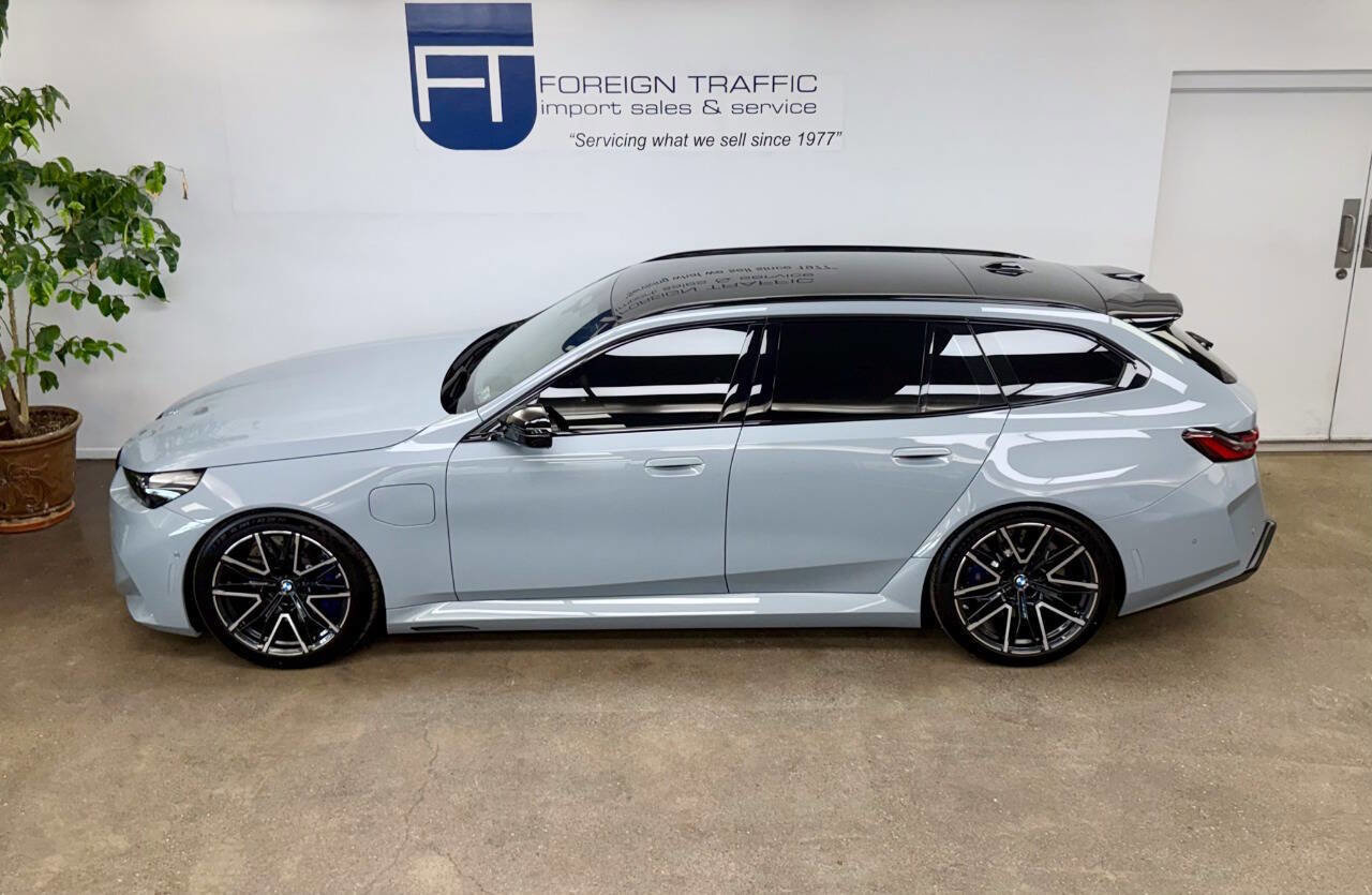 Used 2026 BMW M5 Touring image 24