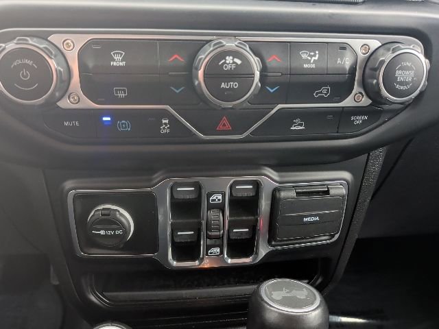 Used 2022 Jeep Wrangler Unlimited Sahara image 20