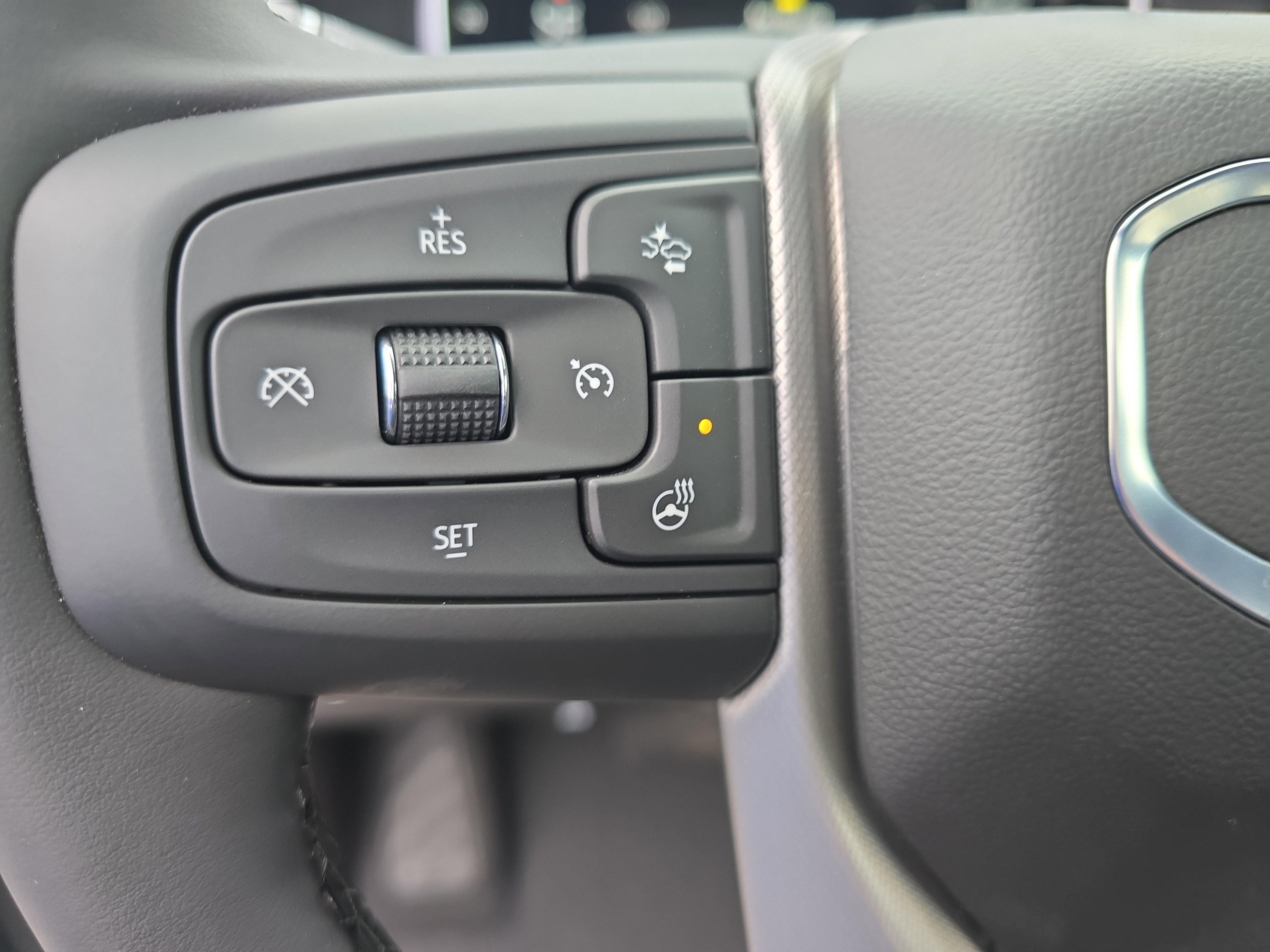 New 2026 GMC Sierra 2500 Denali w/ Denali Reserve Package image 18