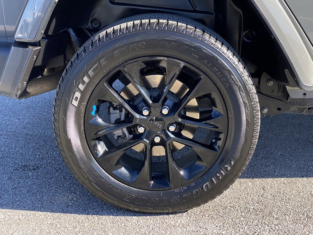 Used 2023 Jeep Wrangler Unlimited Sahara image 34