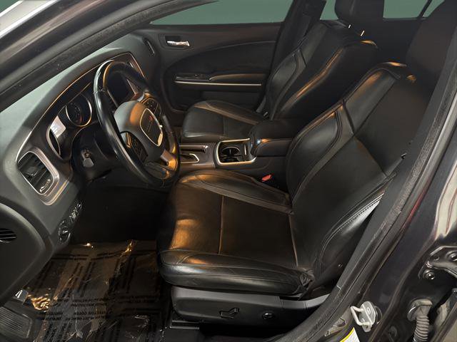 Used 2021 Dodge Charger SXT w/ Leather Interior Group RWD image 11