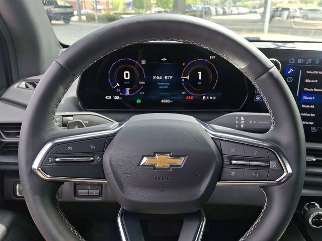 Used 2025 Chevrolet Silverado EV LT AWD/4WD image 23