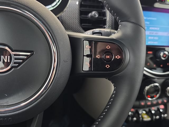 Certified 2024 MINI Cooper SE FWD image 12