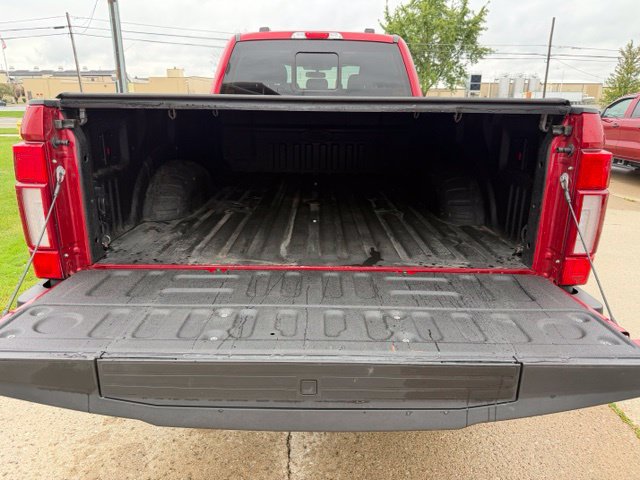 Used 2022 Ford F350 Lariat w/ Black Appearance Package AWD/4WD image 14