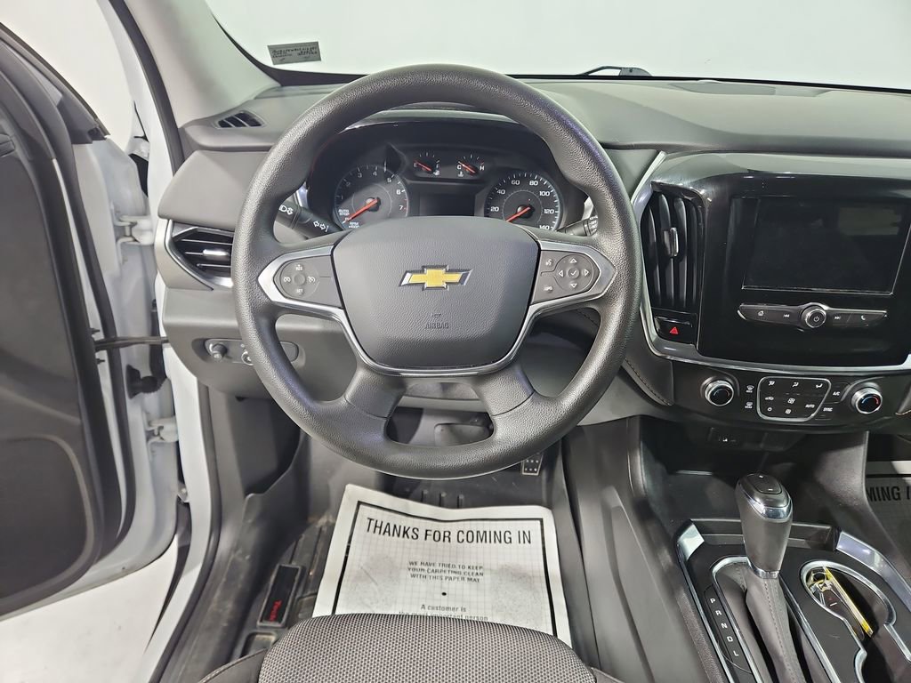 Used 2020 Chevrolet Traverse LS image 14