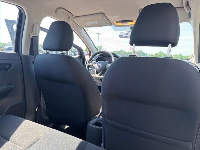 Used 2025 Nissan Versa S w/ Trunk Package FWD image 16