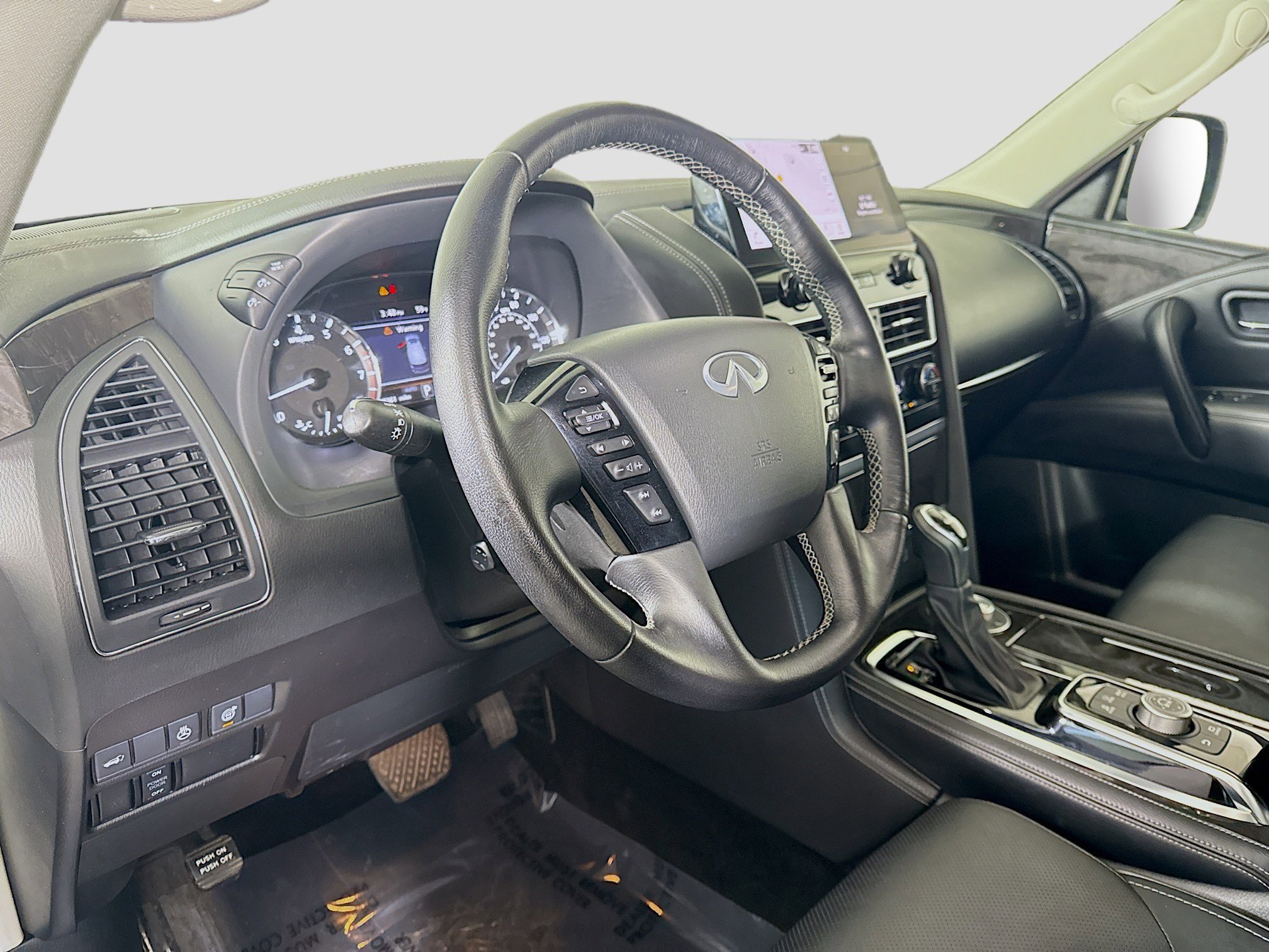 Used 2024 INFINITI QX80 Luxe image 23