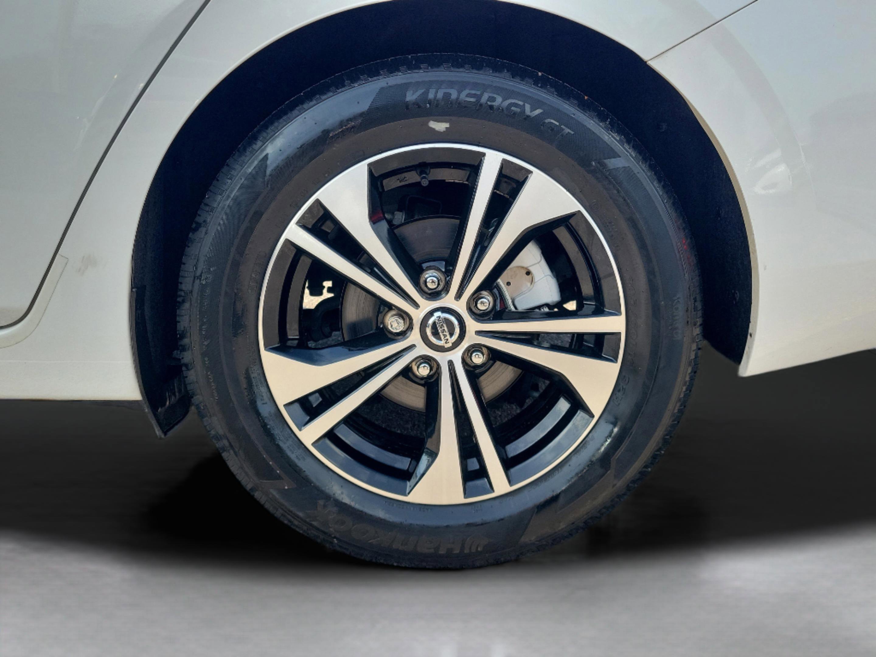 Certified 2022 Nissan Sentra SV w/ Trunk Package image 7