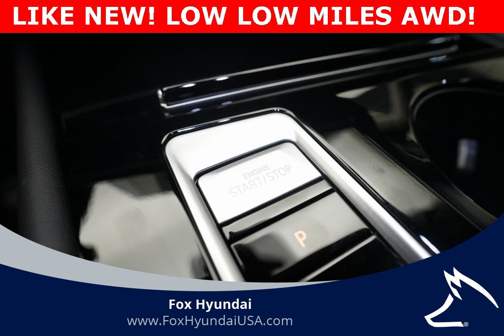 Used 2025 Volkswagen Atlas SE image 31