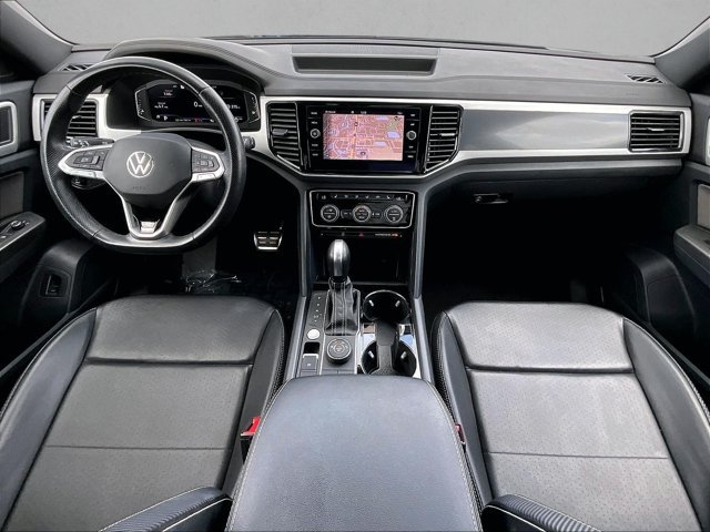 Used 2022 Volkswagen Atlas Cross Sport SEL R-Line AWD/4WD image 16