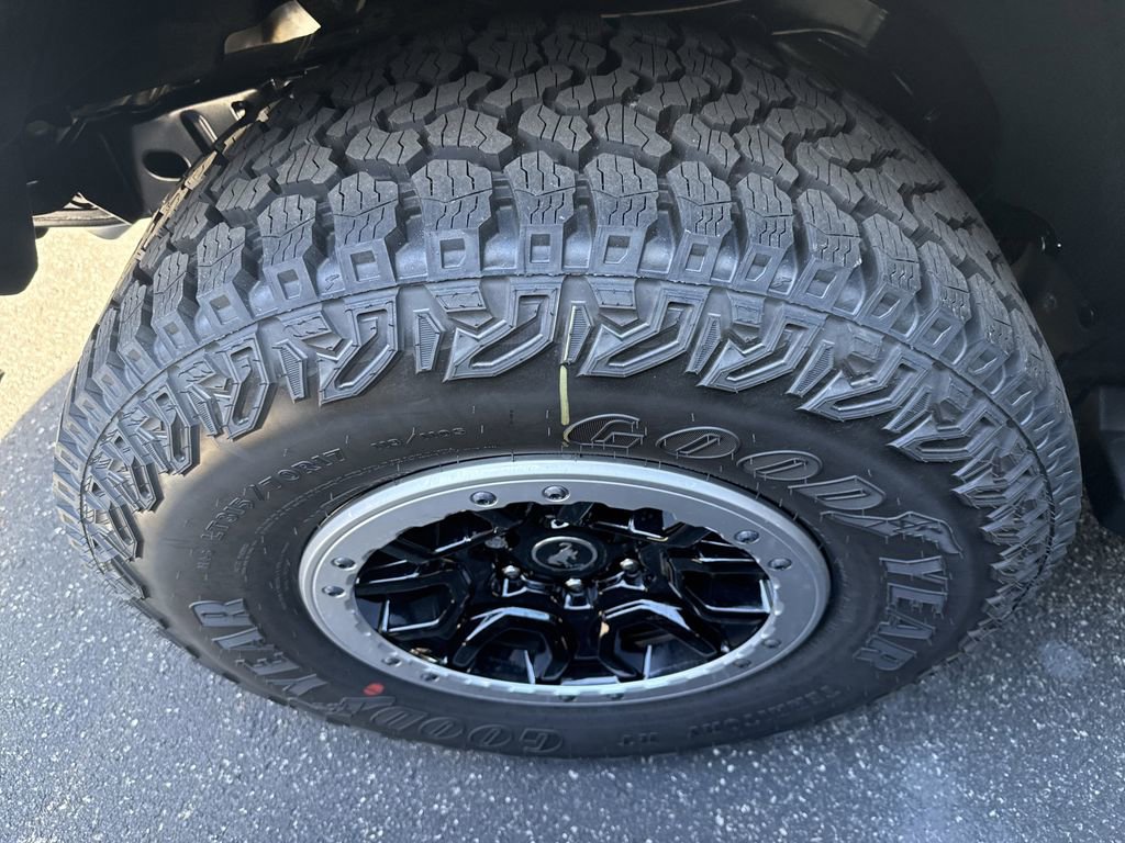 New 2025 Ford Bronco 2-Door w/ Sasquatch Package image 18