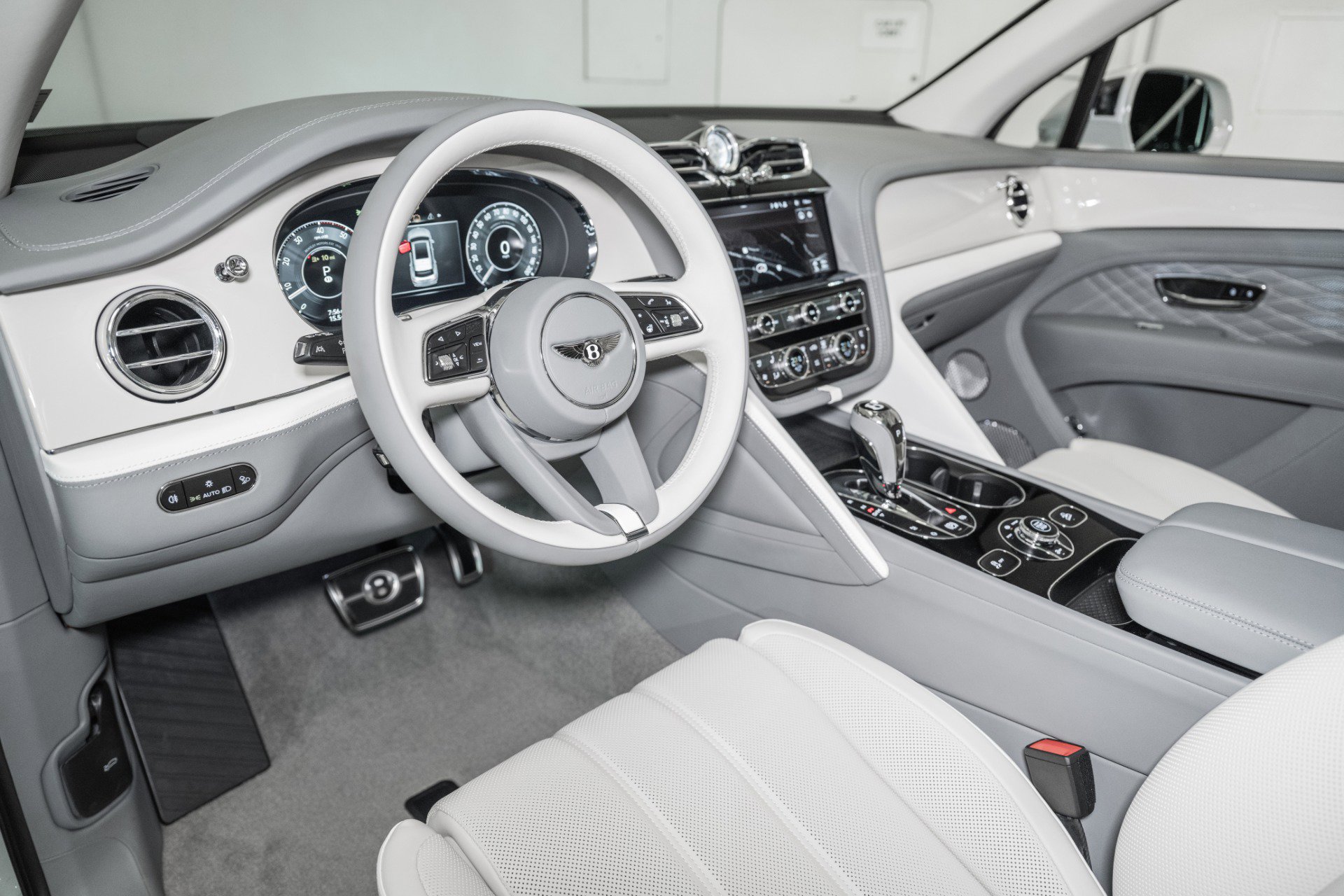 New 2025 Bentley Bentayga Extended Wheelbase image 21
