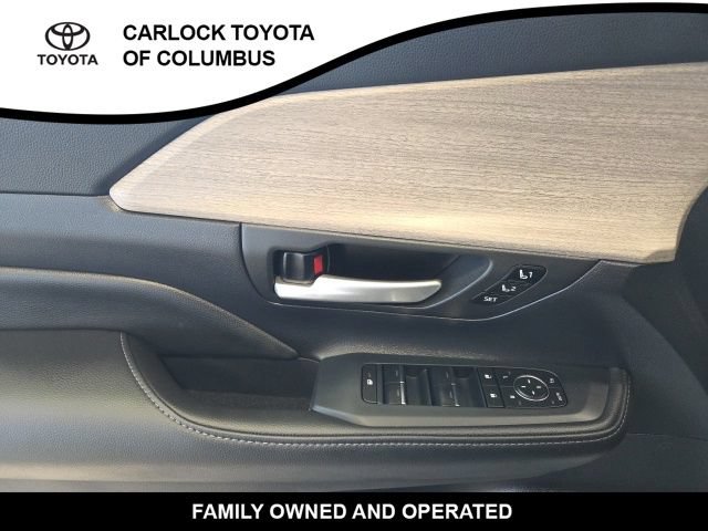 Used 2026 Toyota Grand Highlander AWD Hybrid image 11