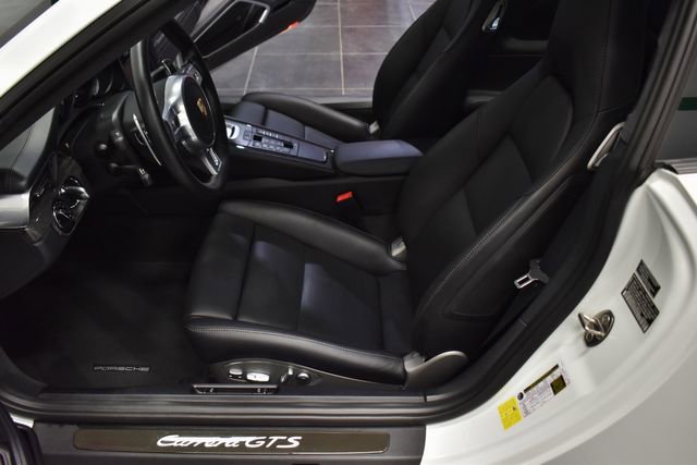 Used 2015 Porsche 911 Carrera GTS RWD image 20