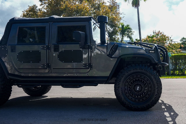 Used 2003 HUMMER H1 4-Door Open Top image 11