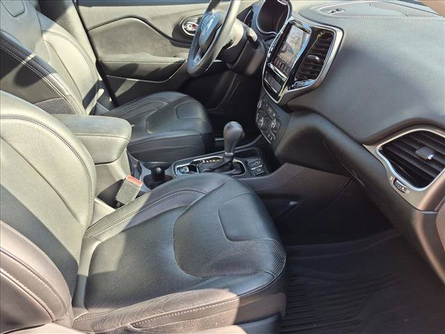 Used 2019 Jeep Cherokee Limited FWD image 20