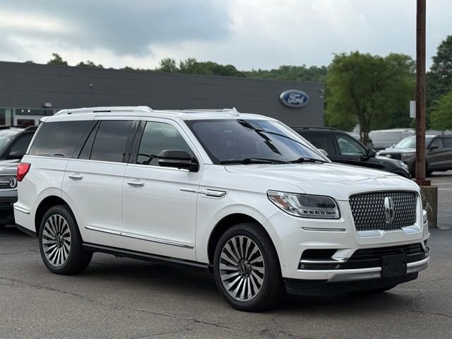 Used 2018 Lincoln Navigator Reserve w/ Technology Package AWD/4WD image 39